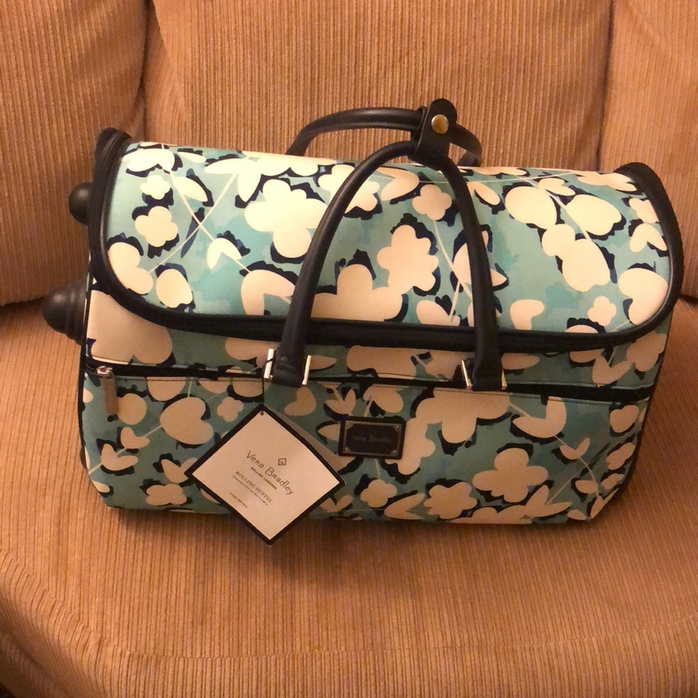 Vera Bradley rolling duffel bag